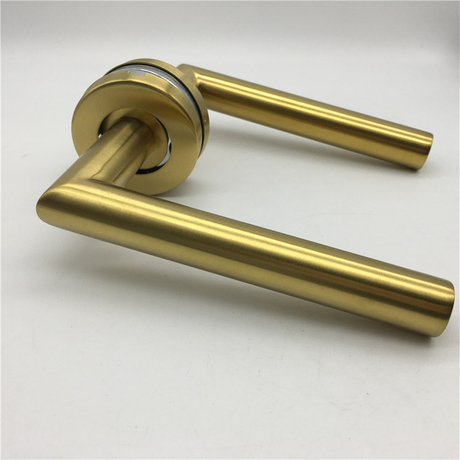 Cerraduras y manijas de la puerta de entrada del mejor hardware moderno de la puerta del acero inoxidable dorado